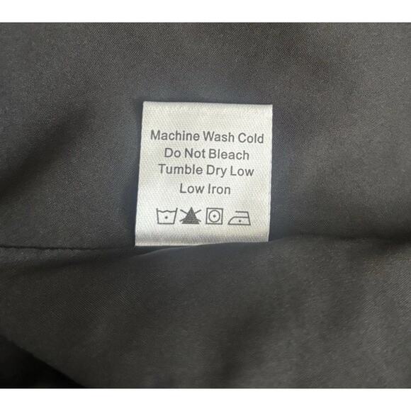 Tuckernuck NWT Nightly Organza Easton Black Gold Blouse Size Large - Picture 12 of 16